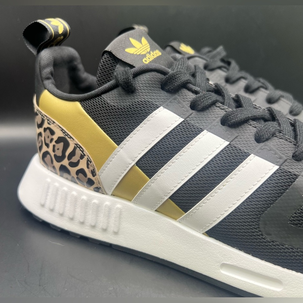 Adidas‎ Black and Yellow Sneakers with White Stripes- Muktix, Size:10 - Picture 2 of 8
